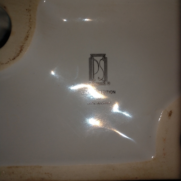 Paul Sebastian Limited Edition 1993 Porcelain Mant - Picture 3 of 3